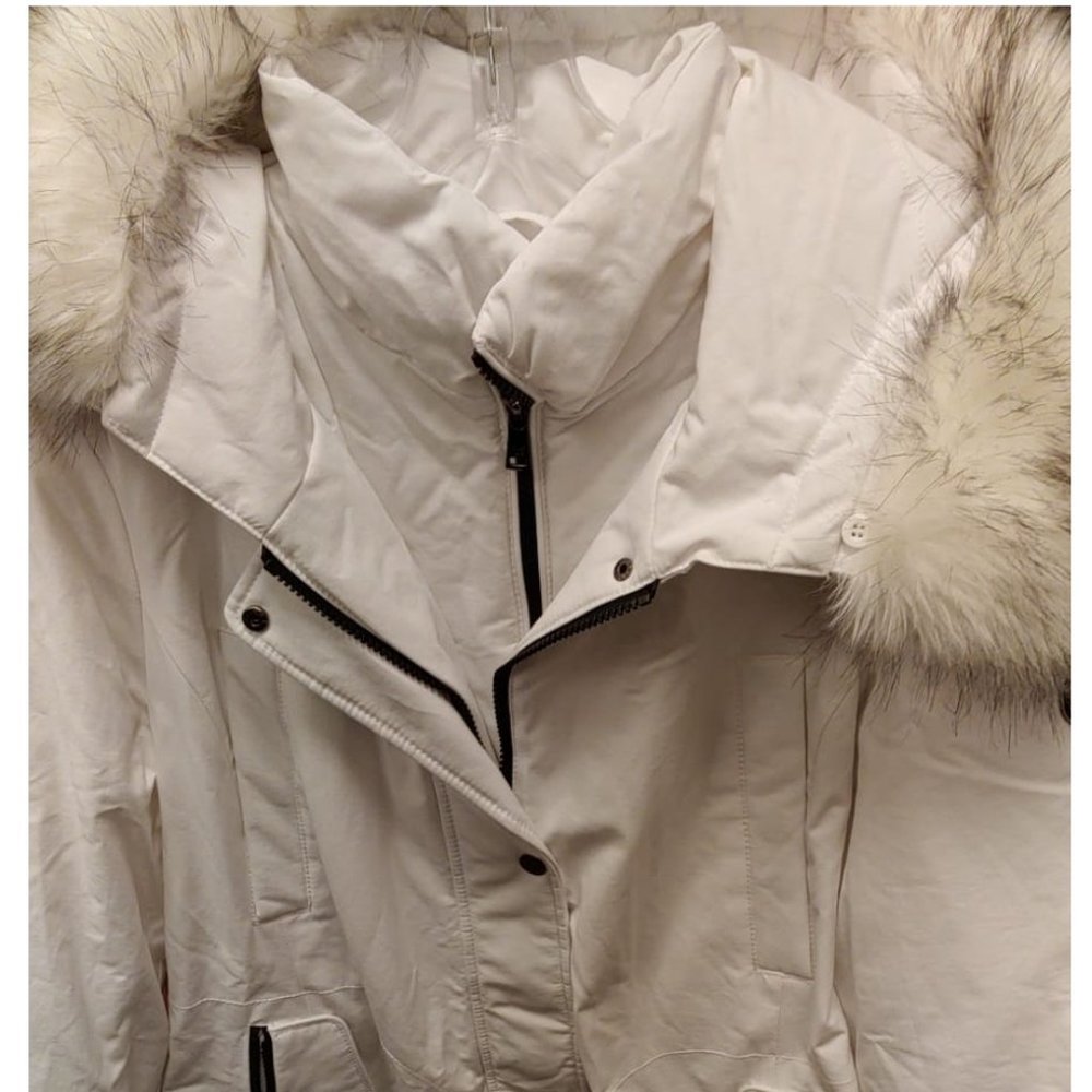 1 Madison Expedition Women's Faux Fur Hooded Parka - Picture 4 of 4